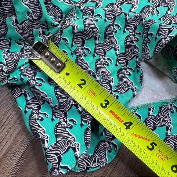 Crown & Ivy Teal Zebra Print High Shorts - Size 2 - Picture 5 of 13
